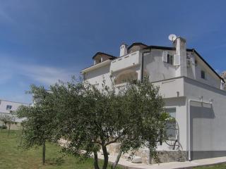 Apartments Aventura Baska for relaxing holidays - Baška - 9