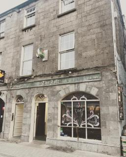 Hallahan's - Ballina - 4