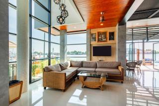 The Blue C Donsak - Surat Thani - 1