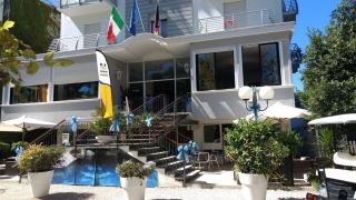 Hotel New Castle - Cesenatico - 8