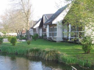 Hôtel L'ile Du Saussay - 1