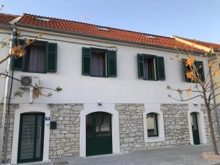 Tisno Central Apartments - Tisno - 4