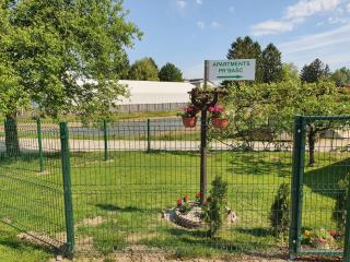 Charming tiny house "Pr Basc" in Ljubljana with cozy terrace and barbecue area - 6