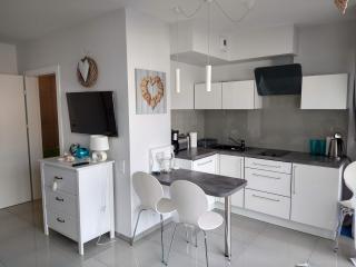 Gracja Horyzont-apartament z parkingiem - Misdroy - 6