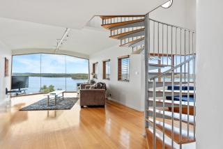 Wheelhouse Apartments - Strahan - 9