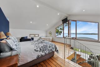 Wheelhouse Apartments - Strahan - 7