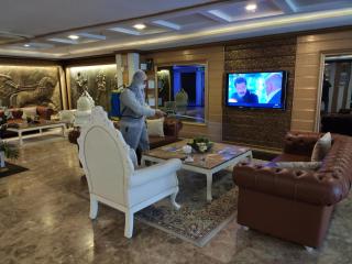 The Ancient Mesopotamia Hotel - Batman - 2