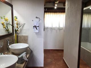 Villa San Jose Hotel & Suites - Morelia - 3