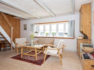 6 person holiday home in Ringkøbing - Søndervig - 6