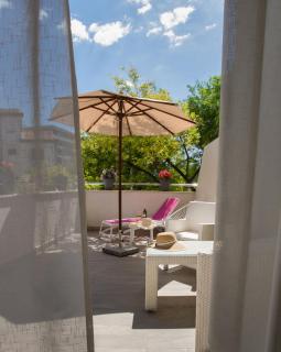 Peace 2 Apartments with parking - Budva - 9