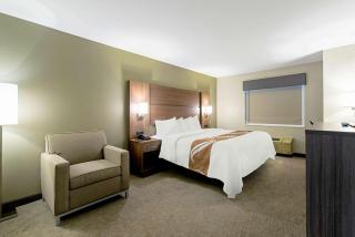 Quality Inn Mishawaka - South Bend - 1
