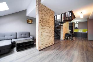 Apartments on Mitny Square - Lviv - 3