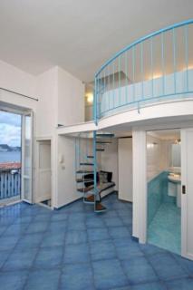Agenzia Isotur LOCANDA NONNA GIULIA 31 VISTA MARE- Soppalcata - Ponza - 0