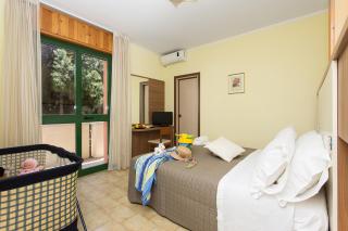 Hotel Valentino - Pinarella - 8