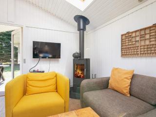 8 person holiday home in Hjørring-By Traum - Lønstrup - 8
