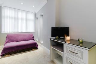 Brooklyn House - Barnet - 3