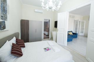 BudapestEasyFlat Oktogon Lux - Budapest - 2