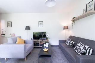 Modern 1 bedroom apartment at Le Bouveret. Self-checkin. - 9