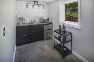 Southeast Portland Retreat - 9