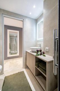 Near Croisette- 4 Star Studio -SeaView - Cannes - 3