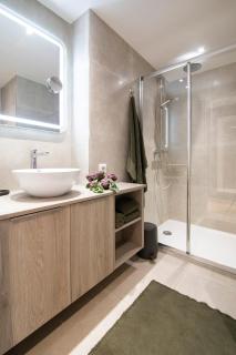 Near Croisette- 4 Star Studio -SeaView - Cannes - 2
