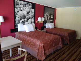 Royal Palace Inn and Suites Myrtle Beach Ocean Blvd - Myrtle Beach - 9