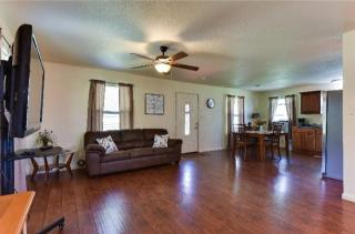 Austin Escape - Cedar Creek - 3