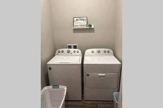 Kantada in the Sun - Poolside Retreat - 1