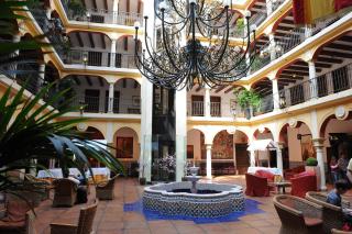 4-Sterne Erlebnishotel El Andaluz, Europa-Park Freizeitpark & Erlebnis-Resort - Rust - 4