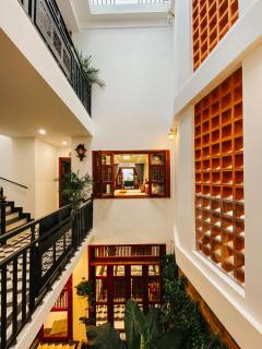 Hue 1962 INN - Hue - 1