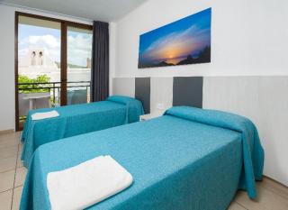 Apartamentos Tramuntana - San Antonio - 7