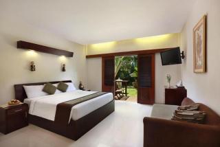 Respati Beach Hotel - 5