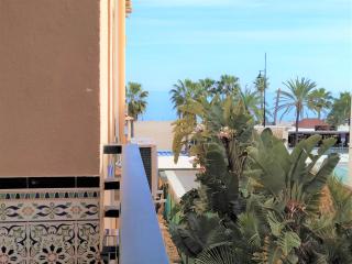 Elizabeth Beach Apartment with Seaviews! - Torremolinos - 6