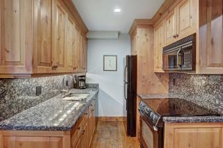 The Lodge at Vail 2 BR Condo in the Heart of Vail - Vail - 4