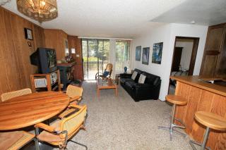 Crestview #17 - Mammoth Lakes - 1