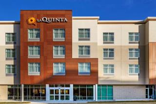 La Quinta Inn & Suites by Wyndham Kansas City Beacon Hill - Kansas City - 3