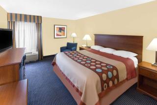 Super 8 by Wyndham Hattiesburg South - 7