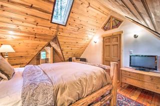 Three Enchanting Riverfront Cabins Hot Tub Access - Index - 1