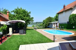Private Lux Vila Mila with swimming pool by the Danube, sleeps 18 - Smederevo - 1