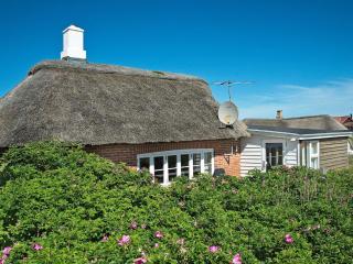 6 person holiday home in Ringkøbing - Søndervig - 0
