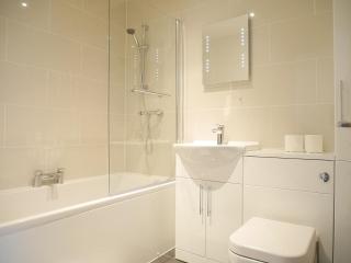 The Courtyard, 4 - Bed, Sleeps 6, Pets Welcome - 6