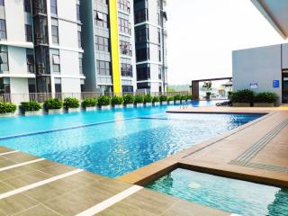 Le Pavilion by Salaam Suites, 5 pax, near Setiawalk - 9