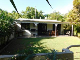 Riverbend Cottage Cabin - Little Heaven - Nambour - 8