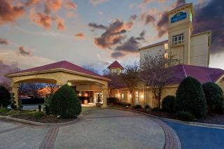 La Quinta by Wyndham Winston-Salem - Winston-Salem - 1