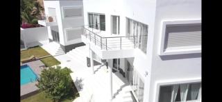 Appartement Luxueux En Résidence vu sur mer à 50 mètres de la plage - 1