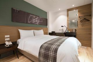 P&F Hotel - Taichung - 2