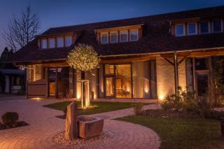 Baumgartners Dreiseithof - historisch, modern, zentral - 0