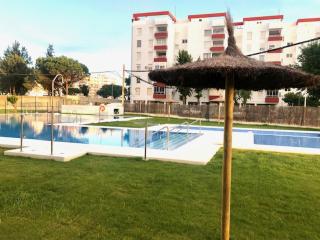 GATU Verano en la playa con parking, wifi, piscina - 1