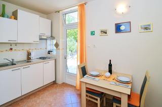 Charming Opatija Getaway w Panoramic Sea Views and Rewarded Garden - Opatija - 5