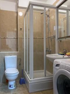Family Beachfront Apartment - Petrovac na Moru - 6